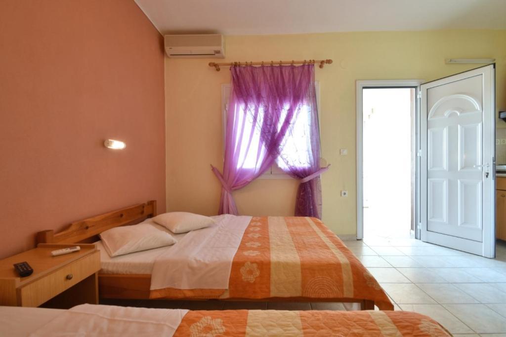 Garbis Μπακάλης Θεοχάρης Apartment เลปโตการายา ภายนอก รูปภาพ